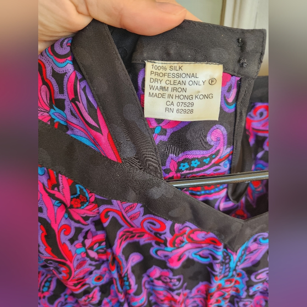 RARE vintage 80s Diane Freis SILK dress in a bold black &  purple paisley L - Picture 8 of 8